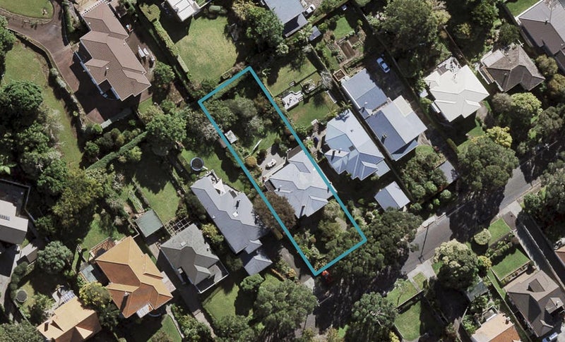 32 Raurenga Avenue, Royal Oak, Auckland - Carousel 1
