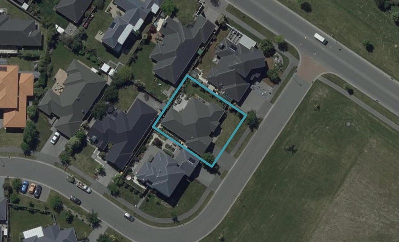 4 Donovan Place, Aidanfield, Christchurch - Carousel 1