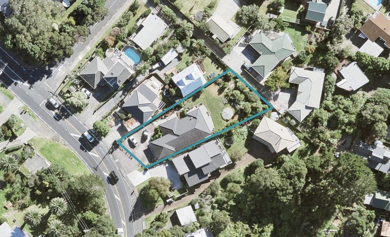 464 Whangaparaoa Road, Stanmore Bay, Whangaparaoa - Carousel 1