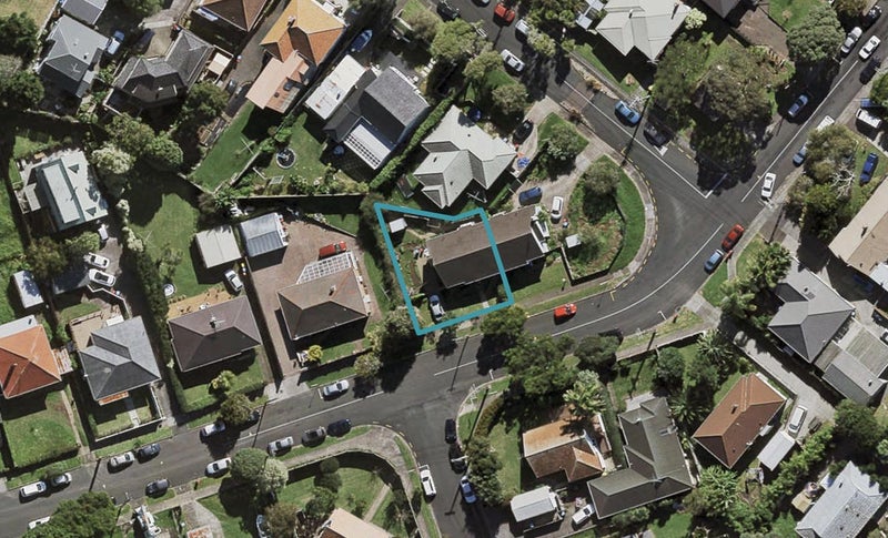 13 Konini Road, Greenlane, Auckland - Carousel 1