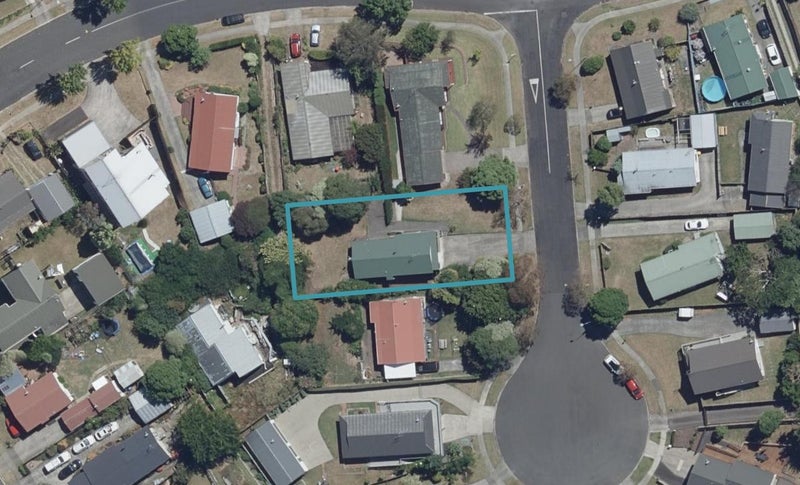 4 Judena Place, Pukete, Hamilton - Carousel 1
