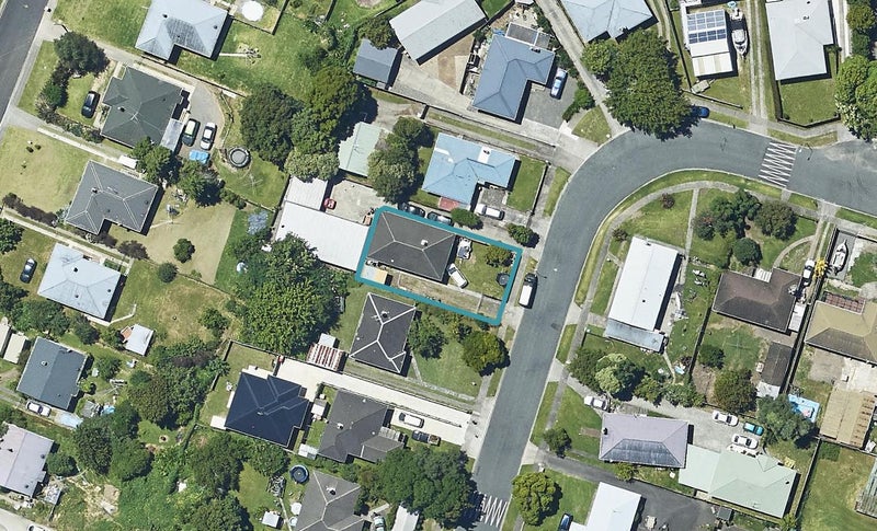 27A Henderson Crescent, Parkvale, Tauranga - Carousel 1