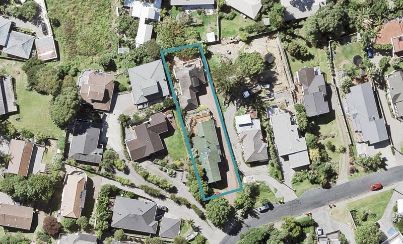 2/8 Braemar Road, Rothesay Bay, Auckland - Carousel 1
