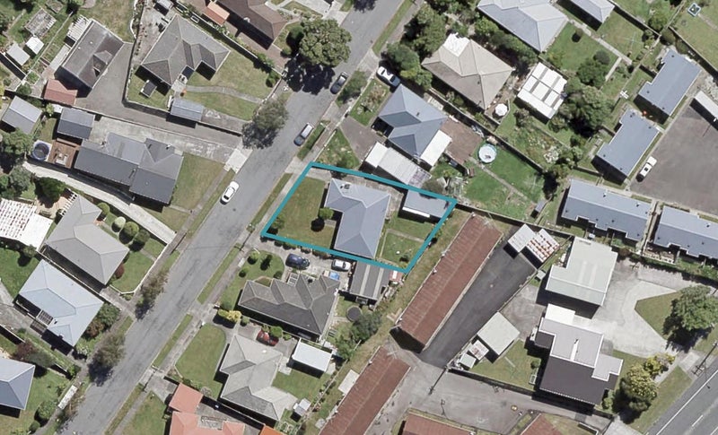 14 Mcdonald Street, Taita, Lower Hutt - Carousel 1