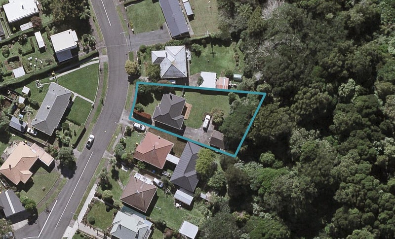 21 Somerset Street, Brooklands, New Plymouth - Carousel 1