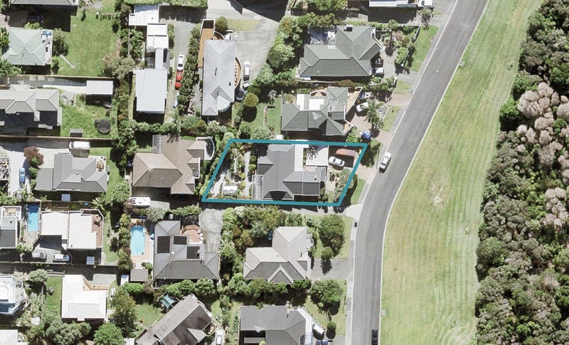 27 Shuttleworth Place, Manly, Whangaparaoa - Carousel 1