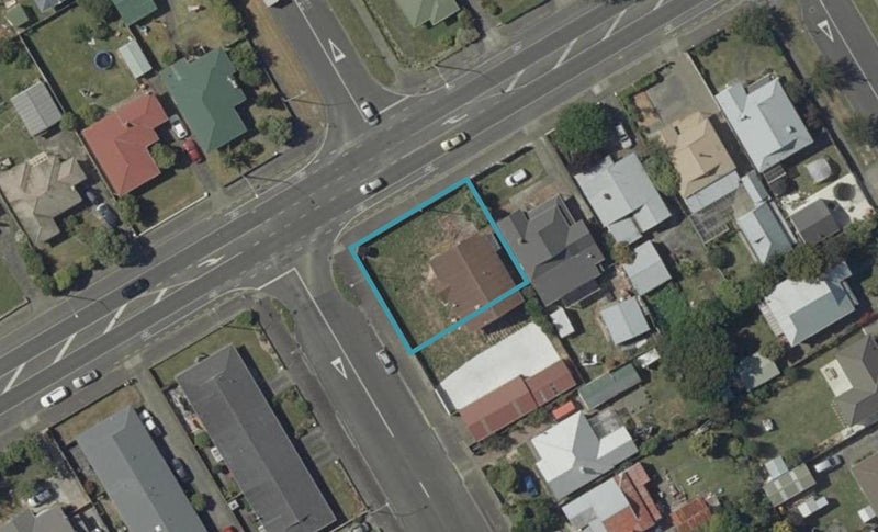 82 Featherston Street, Takaro, Palmerston North - Carousel 1
