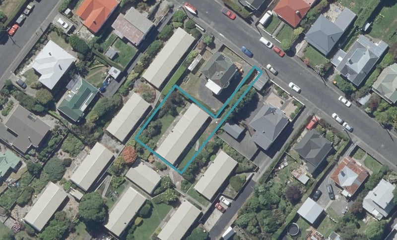37 Beresford Street, Kaikorai, Dunedin - Carousel 1