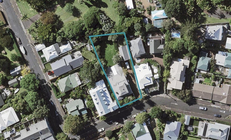 6 Cracroft Street, Devonport, Auckland - Carousel 1