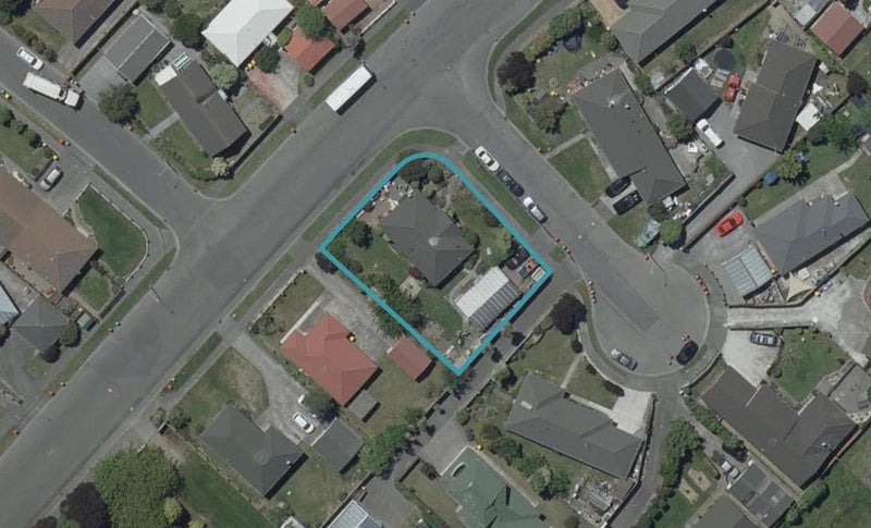 2 Barcelona Place, Bromley, Christchurch - Carousel 1