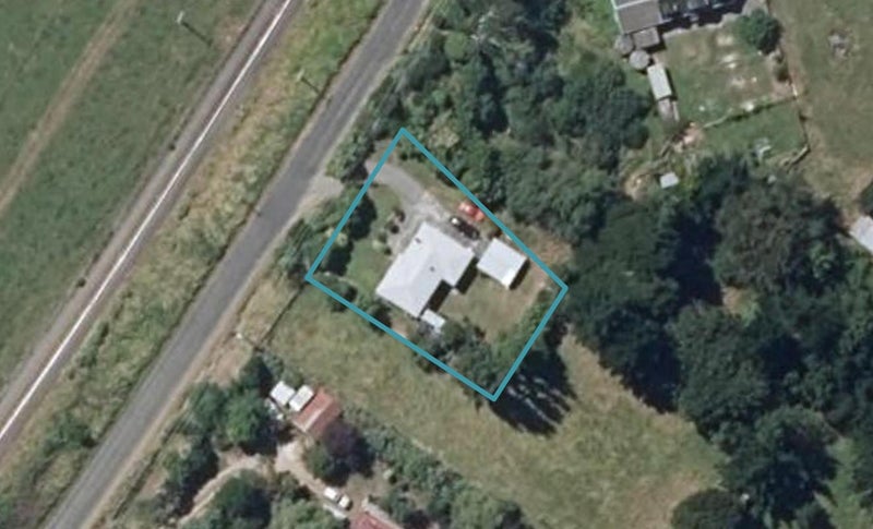 28 Rewa Rewa Street, Tokomaru, Palmerston North - Carousel 1