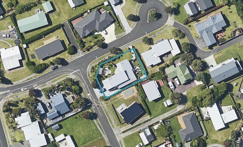 4 Longboard Drive, Waihi Beach, Waihi Beach - Carousel 1