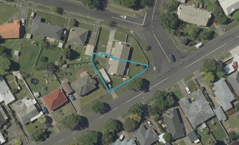 33 Park Road, West End, Palmerston North - Carousel 1