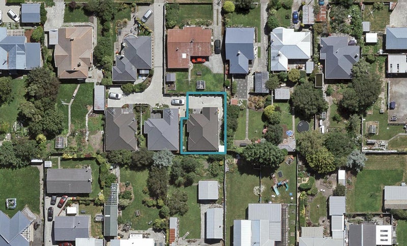 21 Bullar Street, Grasmere, Invercargill - Carousel 1