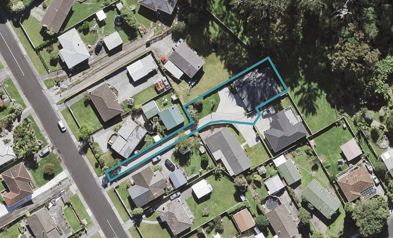 25A Thornlow Street, Glendene, Auckland - Carousel 1