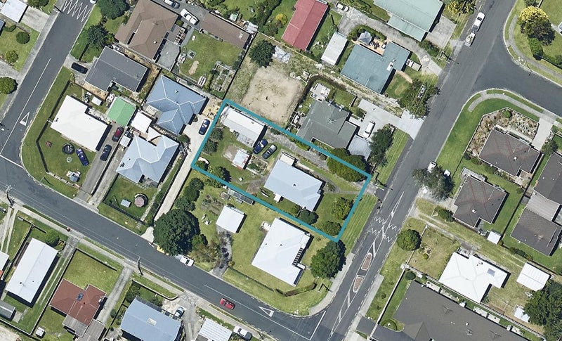 111 Greerton Road, Gate Pa, Tauranga - Carousel 1