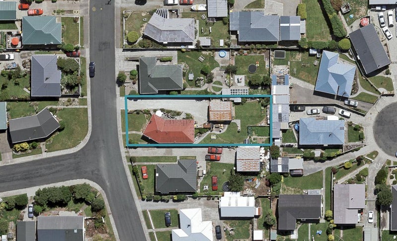18 Lothian Crescent, Strathern, Invercargill - Carousel 1