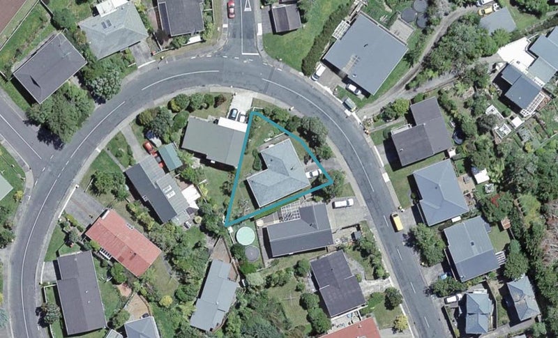 53 Thurleigh Grove, Karori, Wellington - Carousel 1