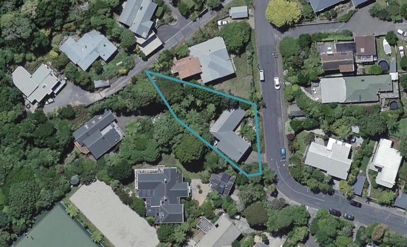 19 Baroda Street, Khandallah, Wellington - Carousel 1