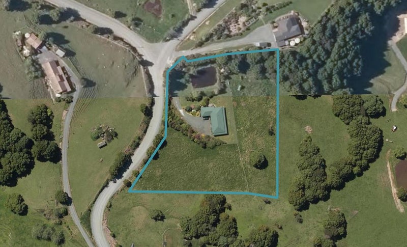 2 Panekaira Road, Whangarei - Carousel 1