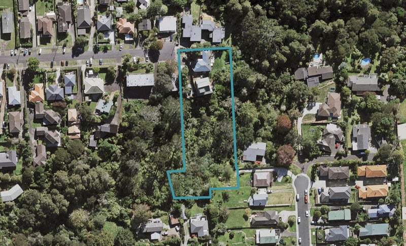 27 Waratah Street, Birkenhead, Auckland - Carousel 1