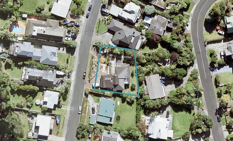 45 Ardern Avenue, Stanmore Bay, Whangaparaoa - Carousel 1