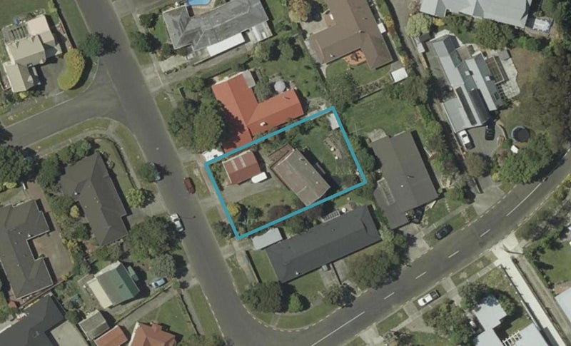 4 Clifton Terrace, Fitzherbert, Palmerston North - Carousel 1