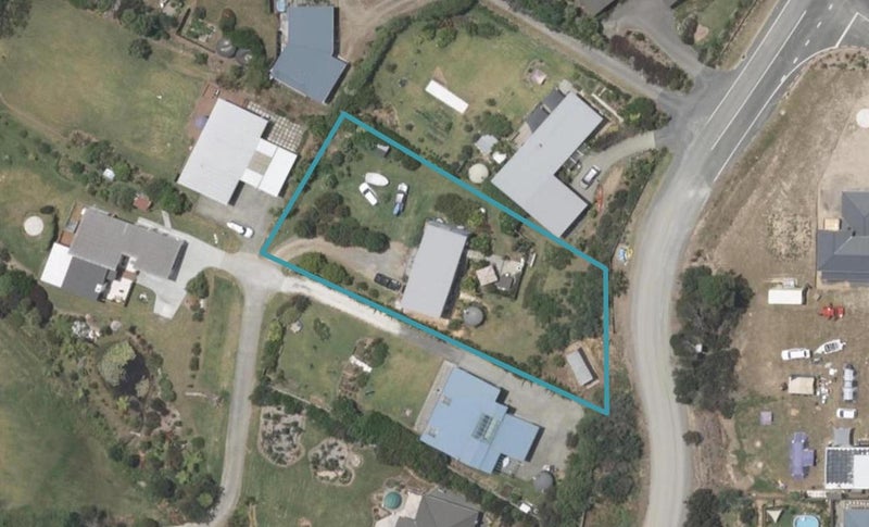 114 Moir Point Road, Mangawhai Heads, Mangawhai - Carousel 1