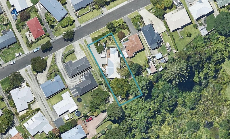 38 Wellesley Grove, Gate Pa, Tauranga - Carousel 1