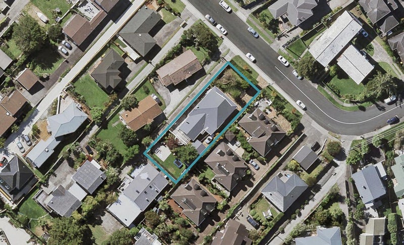 4 Dallinghoe Crescent, Milford, Auckland - Carousel 1