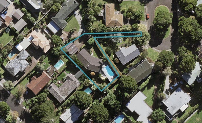 17 Tudward Glade, Hillcrest, Auckland - Carousel 1