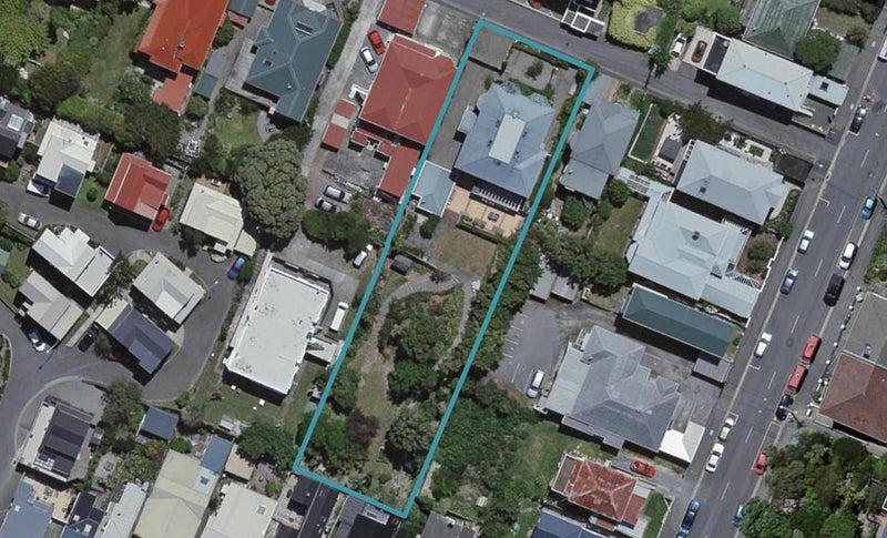 3 Claremont Grove, Mount Victoria, Wellington - Carousel 1