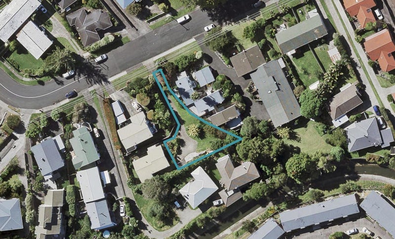 30A Wolsley Avenue, Milford, Auckland - Carousel 1