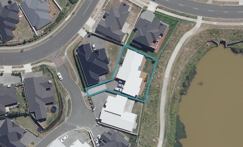 3 Kemble Place, Flagstaff, Hamilton - Carousel 1