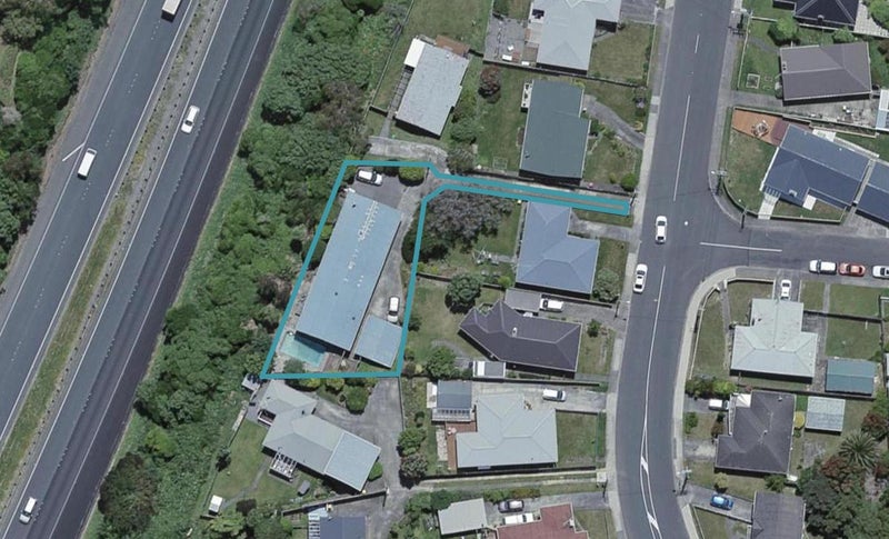 69 Mark Avenue, Paparangi, Wellington - Carousel 1