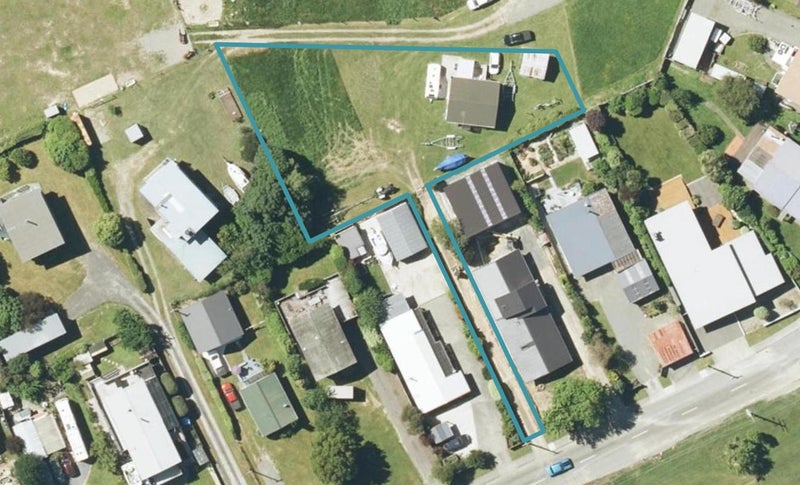 20A Beach Road, Waikawa, Picton - Carousel 1