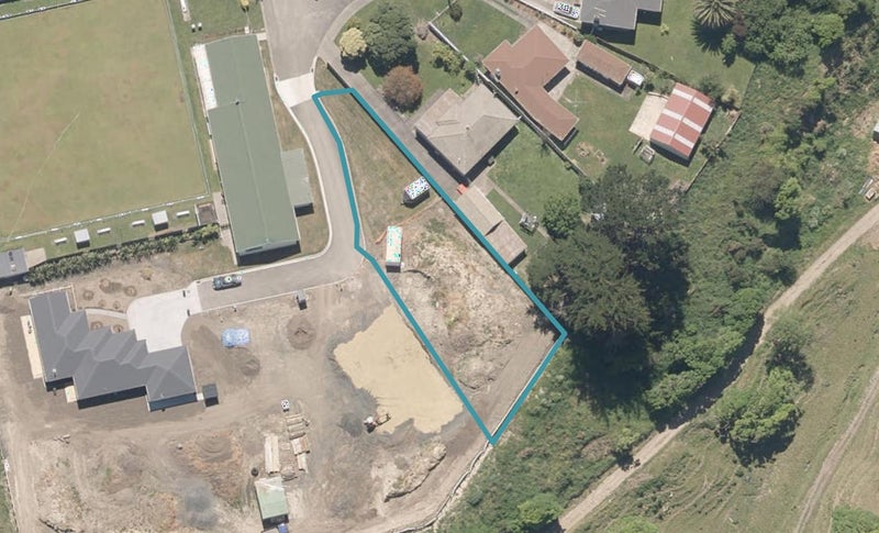 16E Windsor Terrace, Durie Hill, Whanganui - Carousel 1