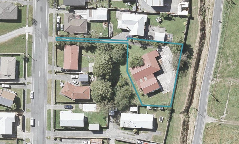 326 Wellington Road, Wainuiomata, Lower Hutt - Carousel 1