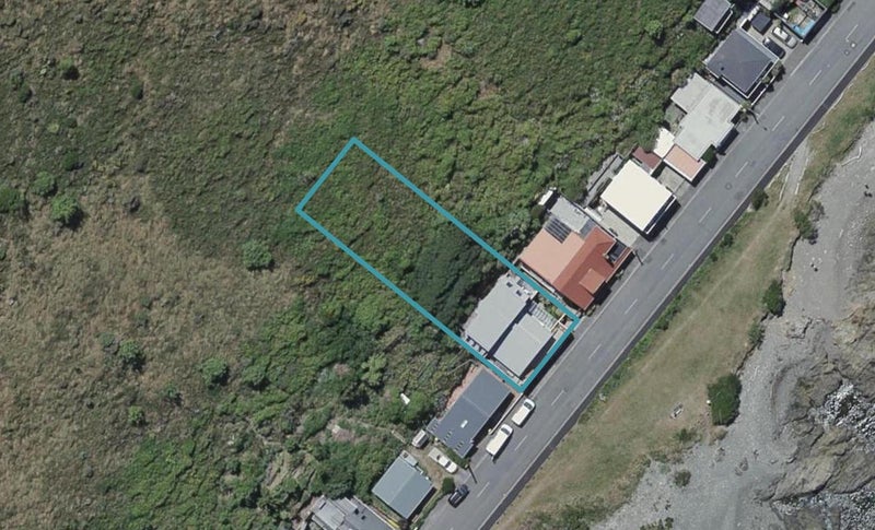 126 Owhiro Bay Parade, Owhiro Bay, Wellington - Carousel 1