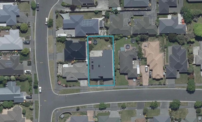 12 Rue de la Mare, Parklands, Christchurch - Carousel 1