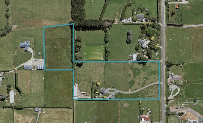 19 Simon Road, Myross Bush - Carousel 1