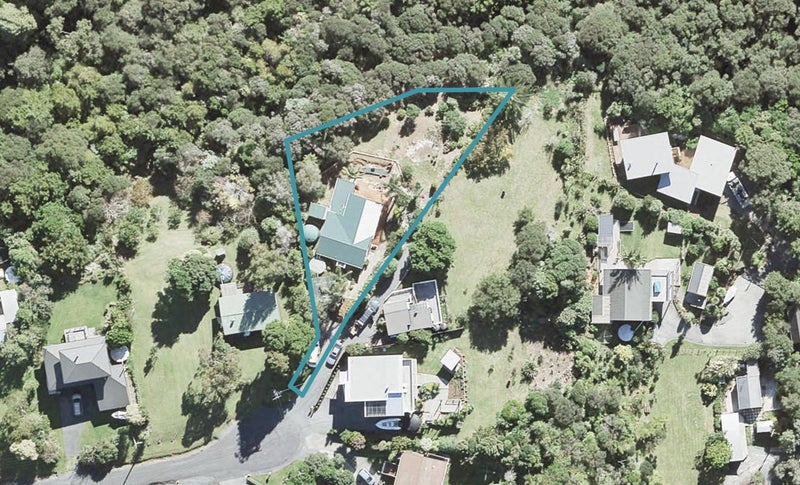 9 Pigeon Place, Tāwharanui Peninsula, Matakana - Carousel 1