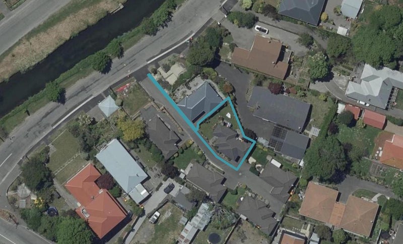 2/241 Fifield Terrace, Opawa, Christchurch - Carousel 1