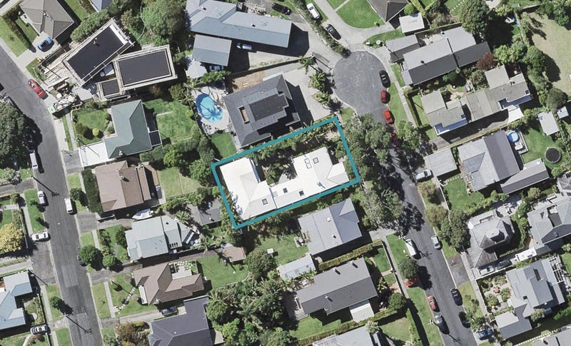 25 Hemi Street, Narrow Neck, Auckland - Carousel 1