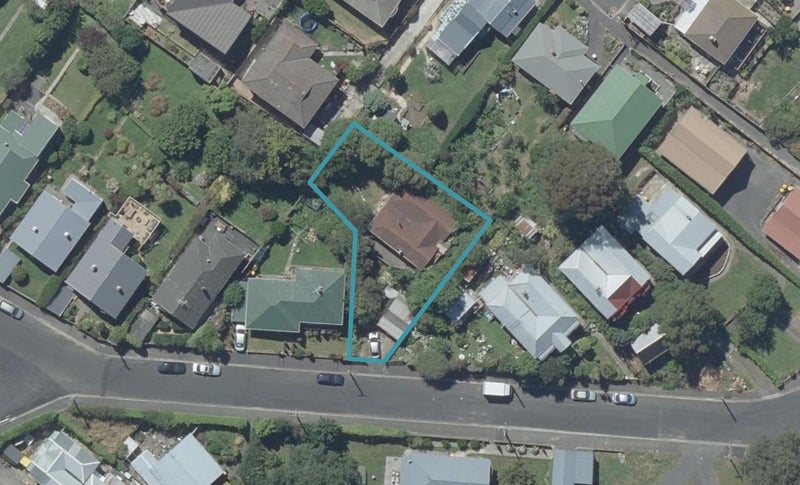 12 County Road, Kaikorai, Dunedin - Carousel 1