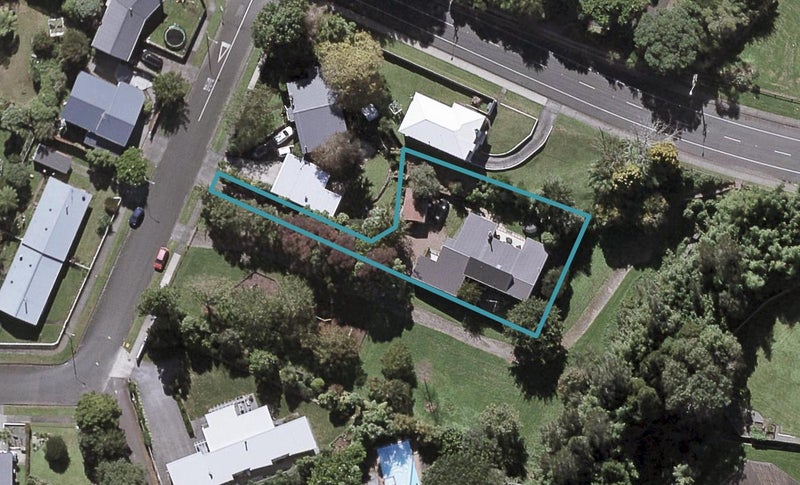 1A Bromley Place, Westown, New Plymouth - Carousel 1