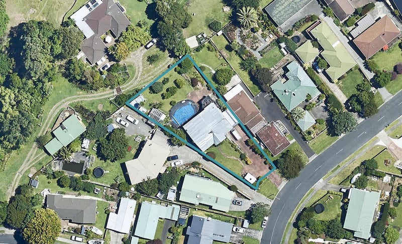 6 Margaret Road, Bellevue, Tauranga - Carousel 1