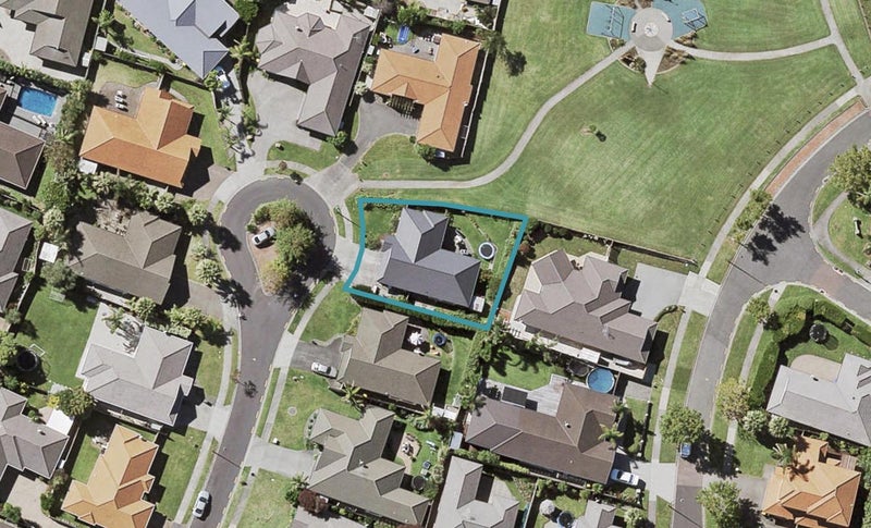 17 Nephin Place, East Tamaki Heights, Auckland - Carousel 1