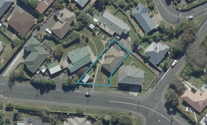43 Dunrobin Street, Waverley, Dunedin - Carousel 1