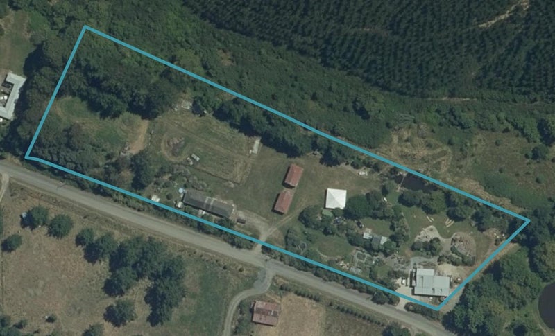 69 Flaxmore Road, Upper Moutere - Carousel 1